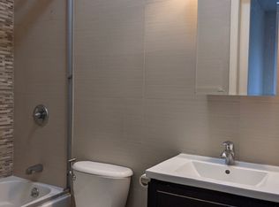 30-59 Crescent St #3, Astoria, NY 11102