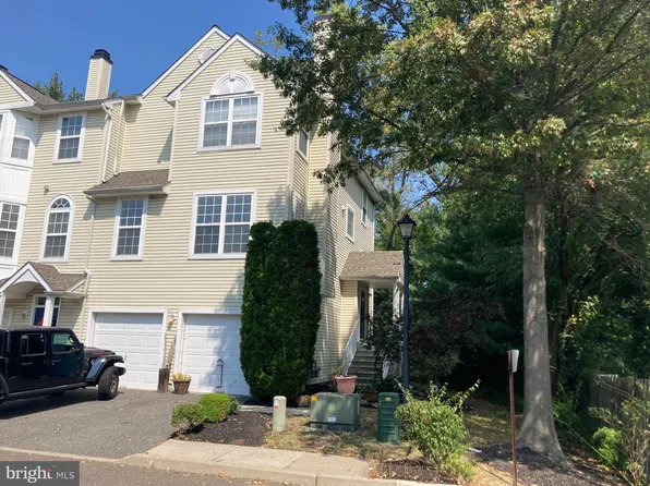 7706 Juniper Ln, Palmyra, NJ 08065