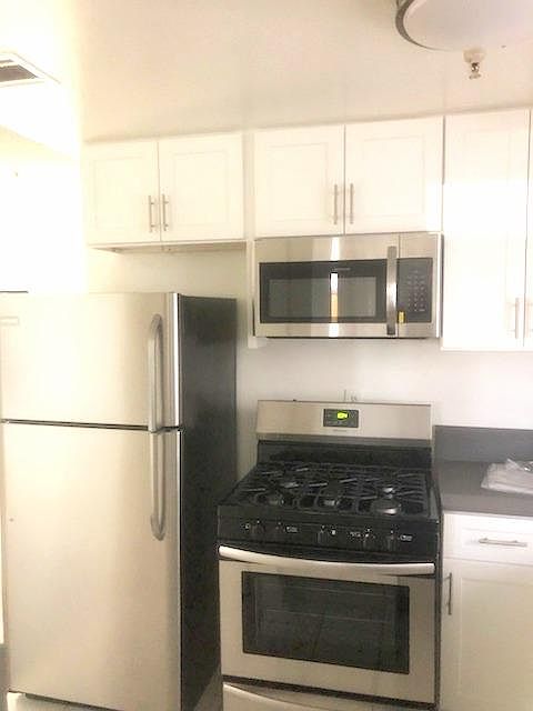 1st image of 1735 Peyton Ave #228