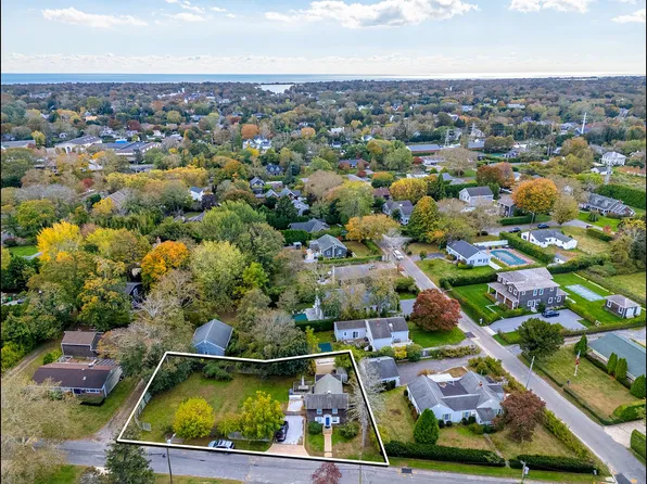 48 Skinner St, Southampton, NY 11968