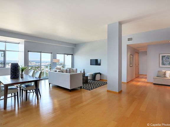 5th image of 700 Washington St APT 1025