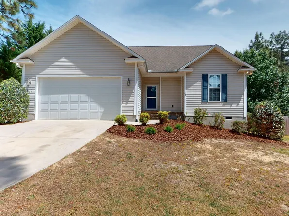 617 Seymour Street, Aberdeen, NC 28315