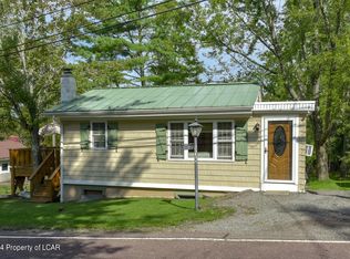 308 Carpenter Rd, Dallas, PA 18612