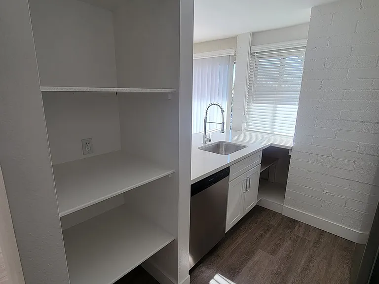 Palisade Flats — Photo 112