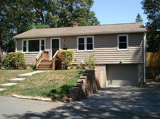 80 Inman Ave, Warwick, RI 02886