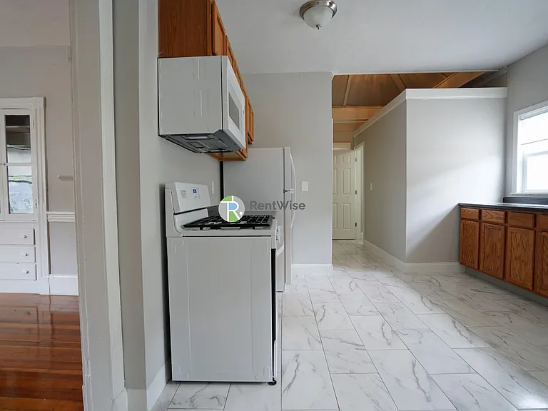 104 Murdock St #2 — Photo 7