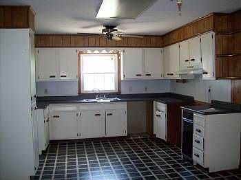 2nd image of 306 Boldrick Ave