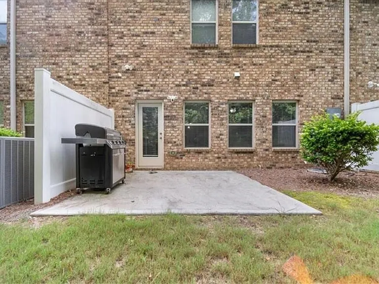 1427 Haynescrest Ct — Photo 12