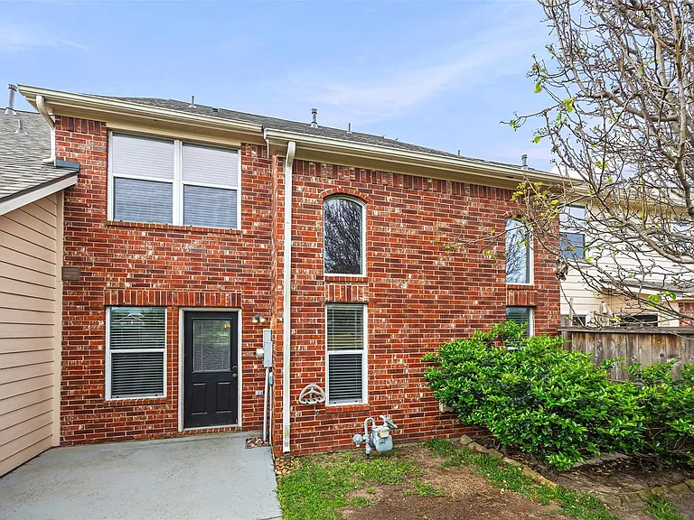 1651 Grable Cove Ln — Photo 20