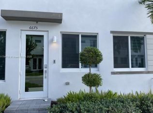 6675 NW 102nd Path #6675, Miami, FL 33178