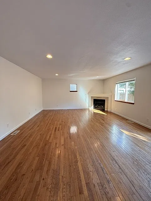 1554 Amethyst Street Southeast - 1 — Photo 3