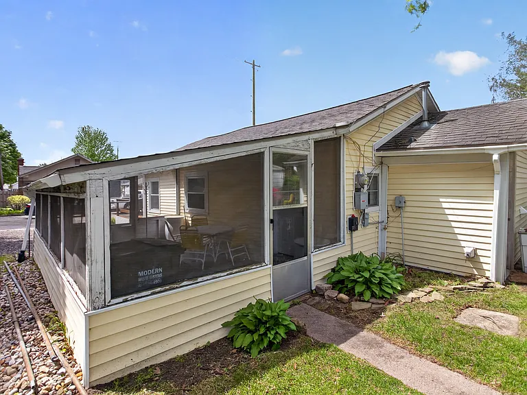 2759 Almeda Ct — Photo 13