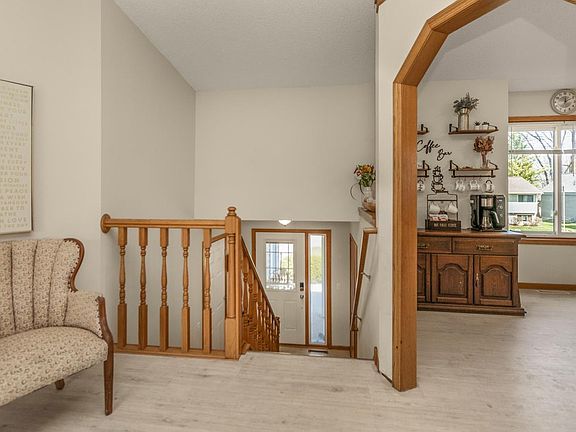 4th image of 1252 Otter Ridge Rd