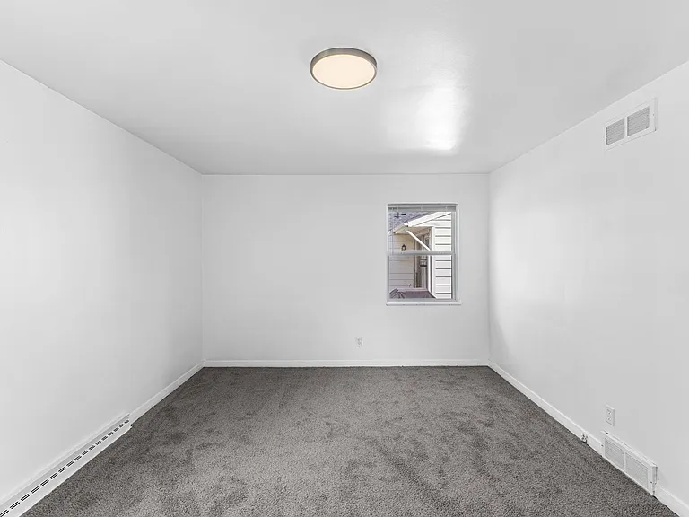 2635 Woodstock Rd — Photo 15