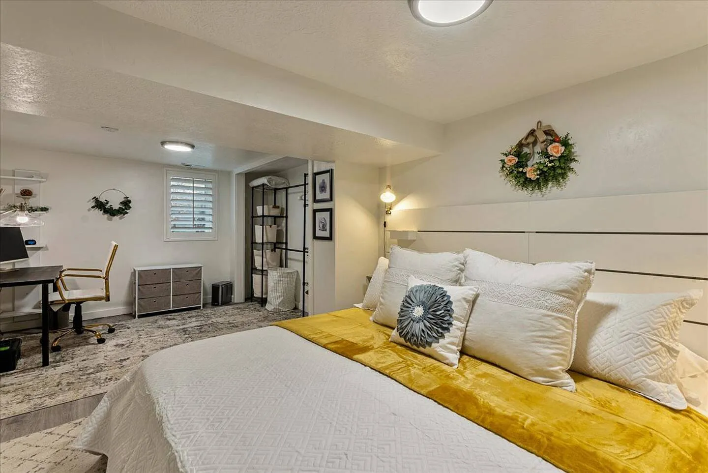 S 900 E, Millcreek — Photo 3