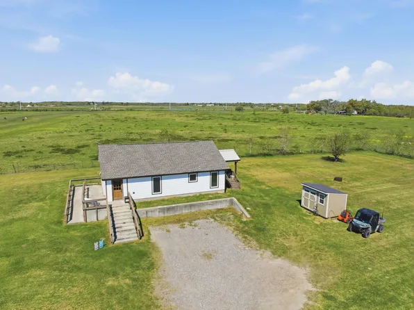 143 Pierce Ln, Hackberry, LA 70645