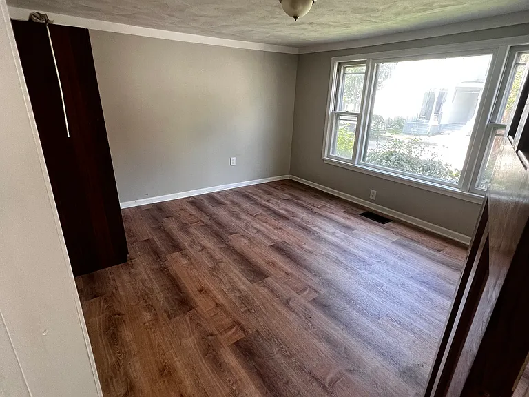 197 Sanford St — Photo 19