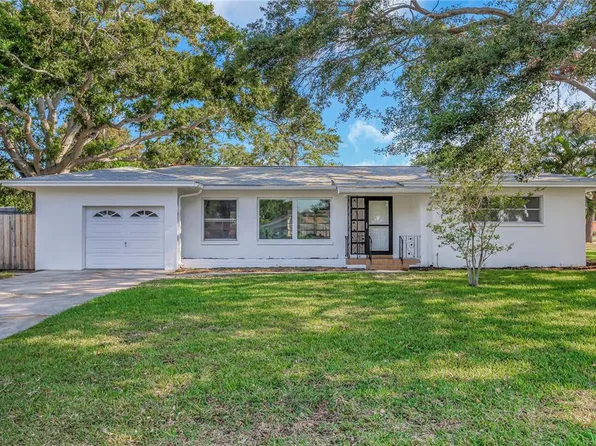 1432 S Keene Rd, Clearwater, FL 33756