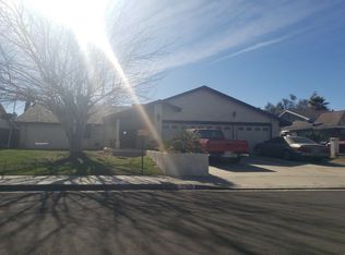 2910 E Avenue R11, Palmdale, CA 93550