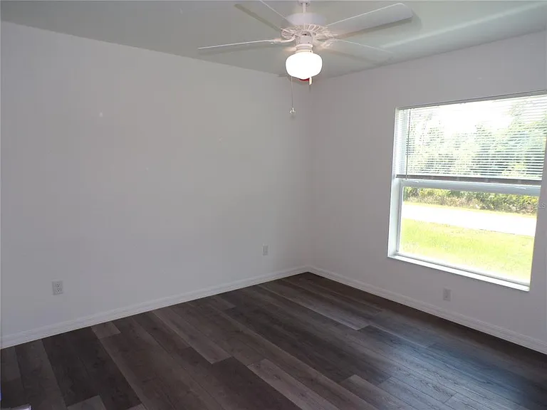 29401 Goodhue St — Photo 21