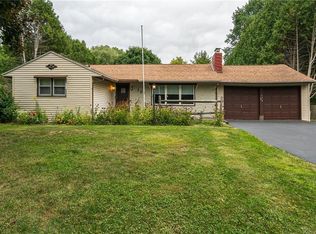 103 Hillcrest Rd, Syracuse, NY 13219