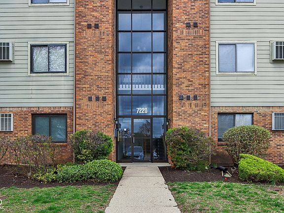 2nd image of 7220 Village Parkway Dr #8