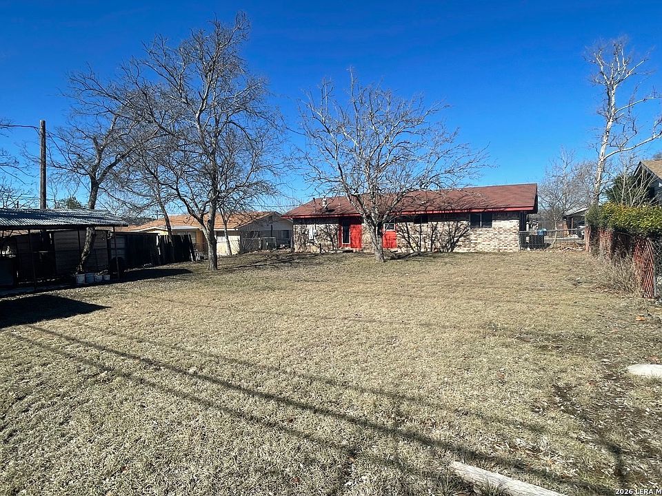 1st image of 609 Bow