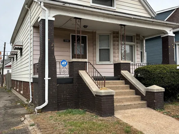 2165 Belmont St, Hamtramck, MI 48212