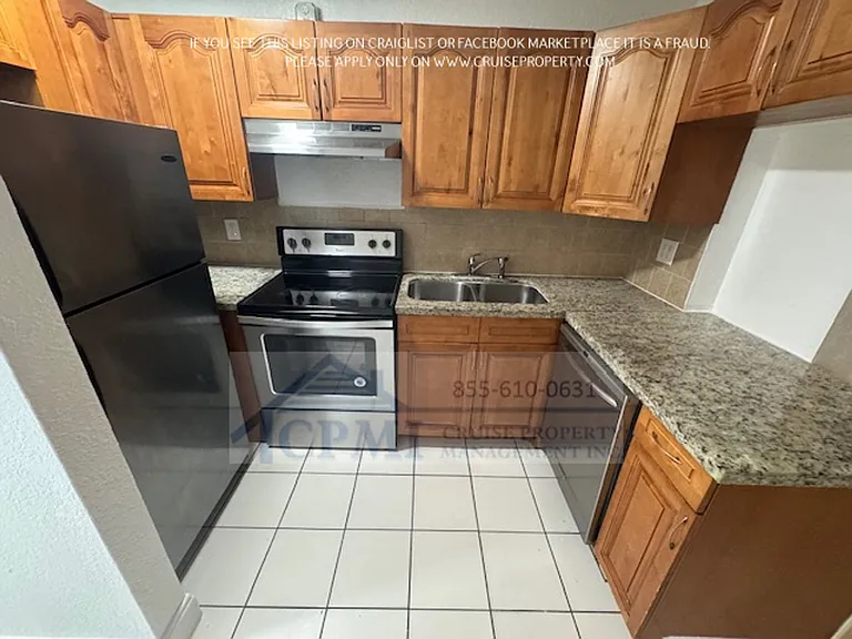 Waterford Villas - 551 Kathy Ct Margate, FL 33068 — Photo 18