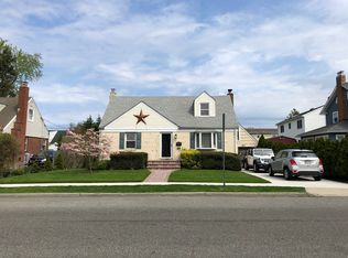 3495 Park Ave, Wantagh, NY 11793