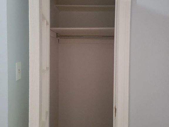 5th image of 3051 Ocean Ave APT B7