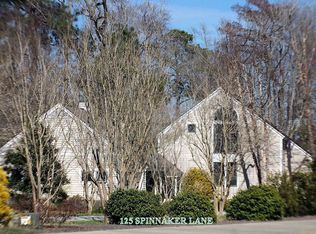 125 Spinnaker Ln, Havelock, NC 28532