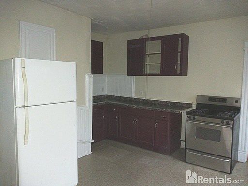 2nd image of 49 Lawlor St