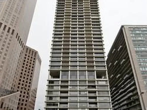 130 E Oak St APT 25B, Chicago, IL 60611
