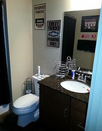5th image of 806 Wasena Ave SW APT 108