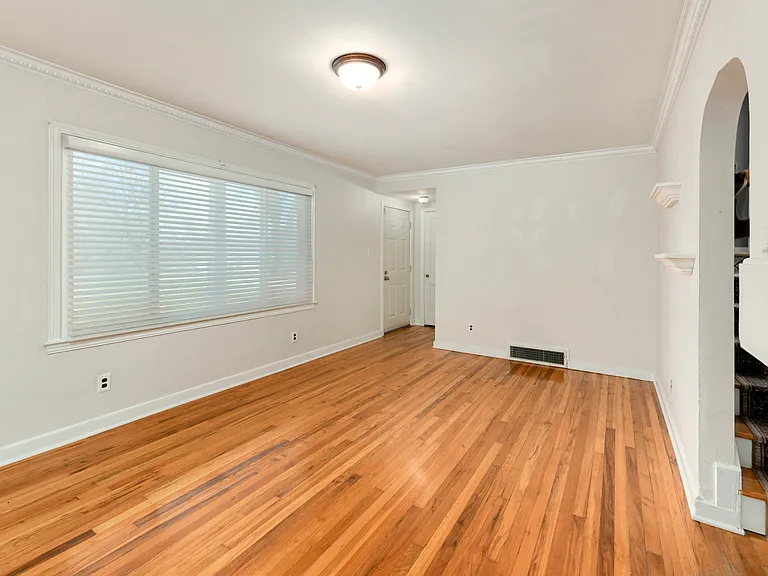 6000 N Lenox Ave — Photo 6