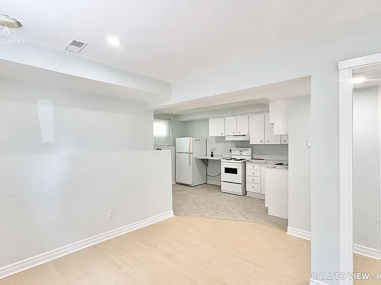 36 Waverly St S #2 — Photo 1