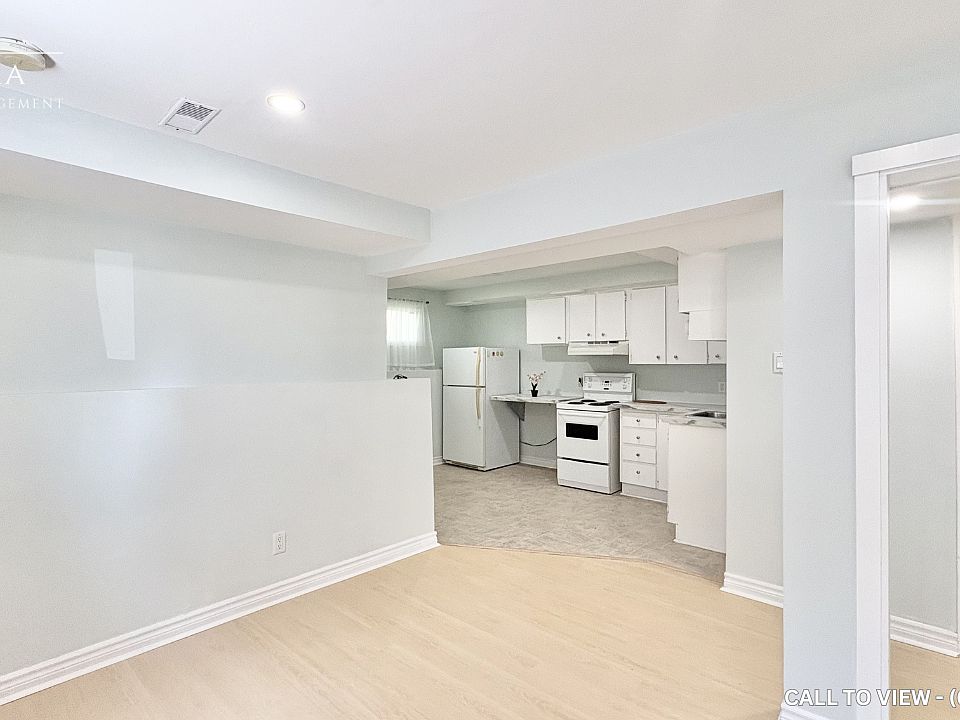 1st image of 36 Waverly St S #2