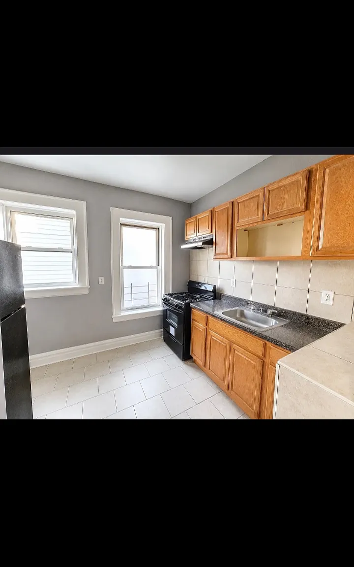 2 bed, $1,795 — Photo 1