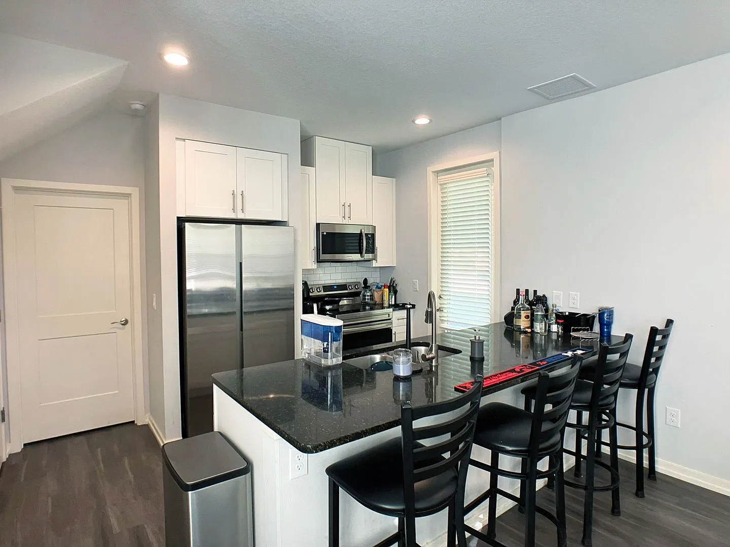 Porter's Parkside - Brand New 5 Bedroom, 5 Bathroom House — Photo 4