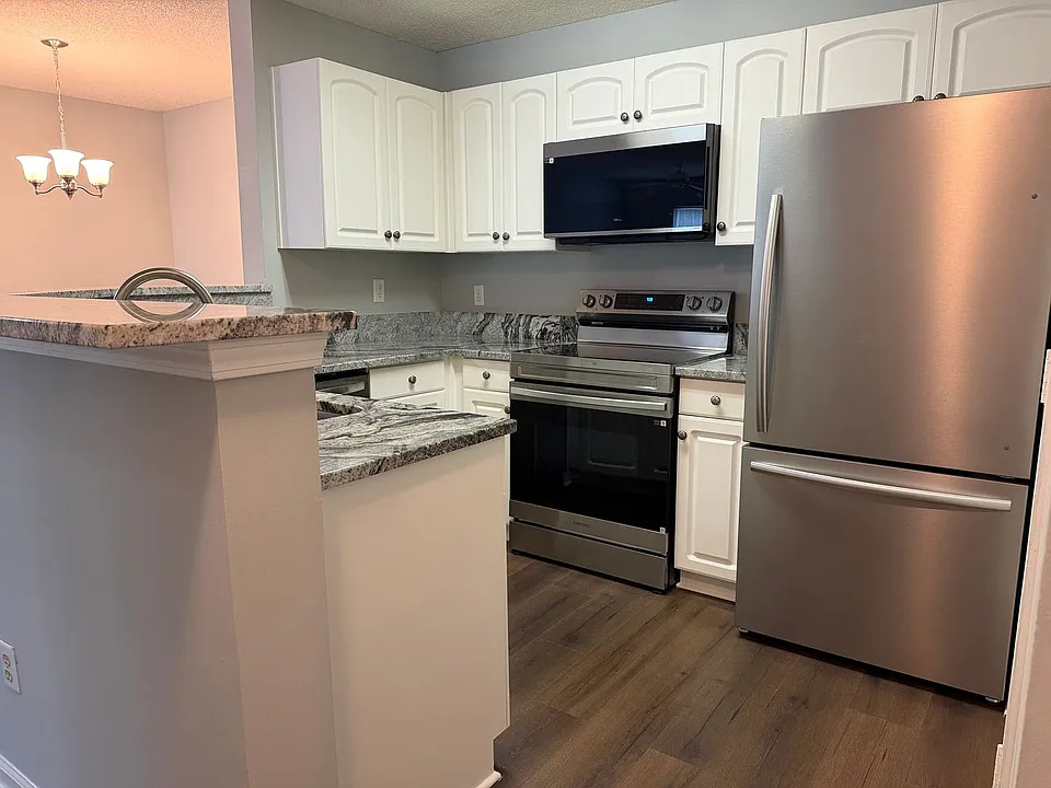 100 Kensington Blvd #1414