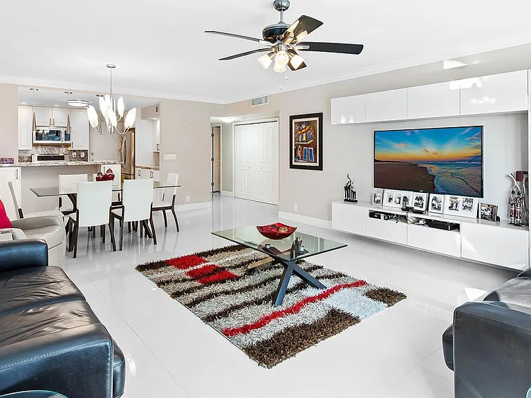 3850 Galt Ocean Dr #1003 — Photo 2