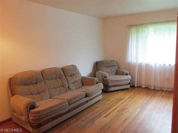 2nd image of 1337 South Ave
