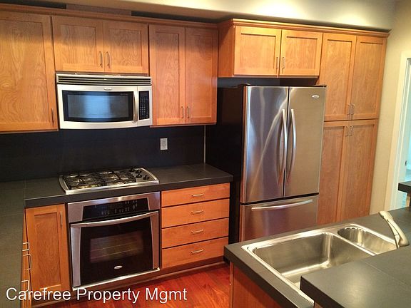 2nd image of 6225 NE Carillion Dr Unit 101