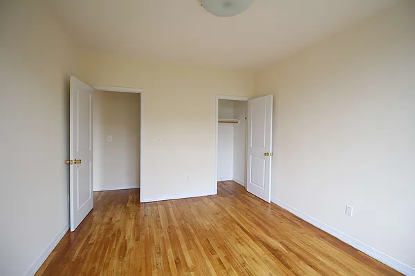 Rented by Julianna Realty Corp | media 20