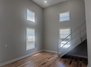 101 Grand Ave #C-D, New Haven, CT 06513