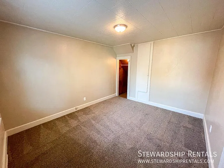 942 E 18th Ave #15 — Photo 16
