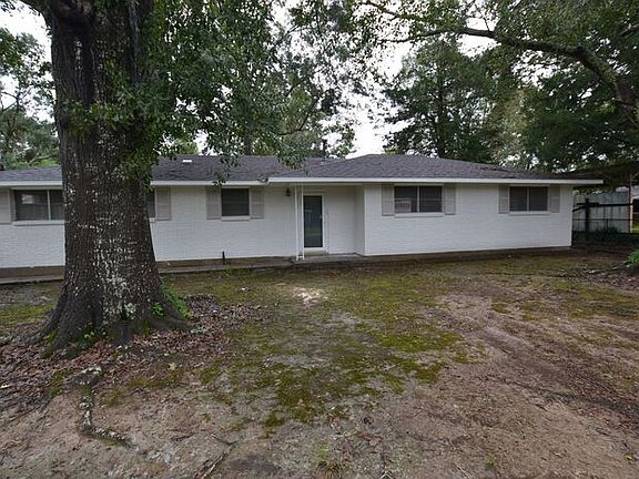 2nd image of 3849 Cherry St