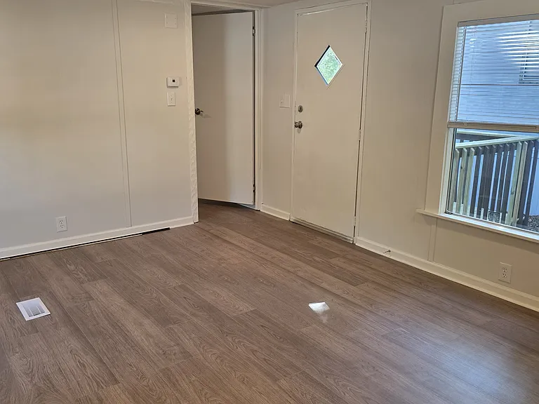 107 Stacey Tucker Cir #23 — Photo 5