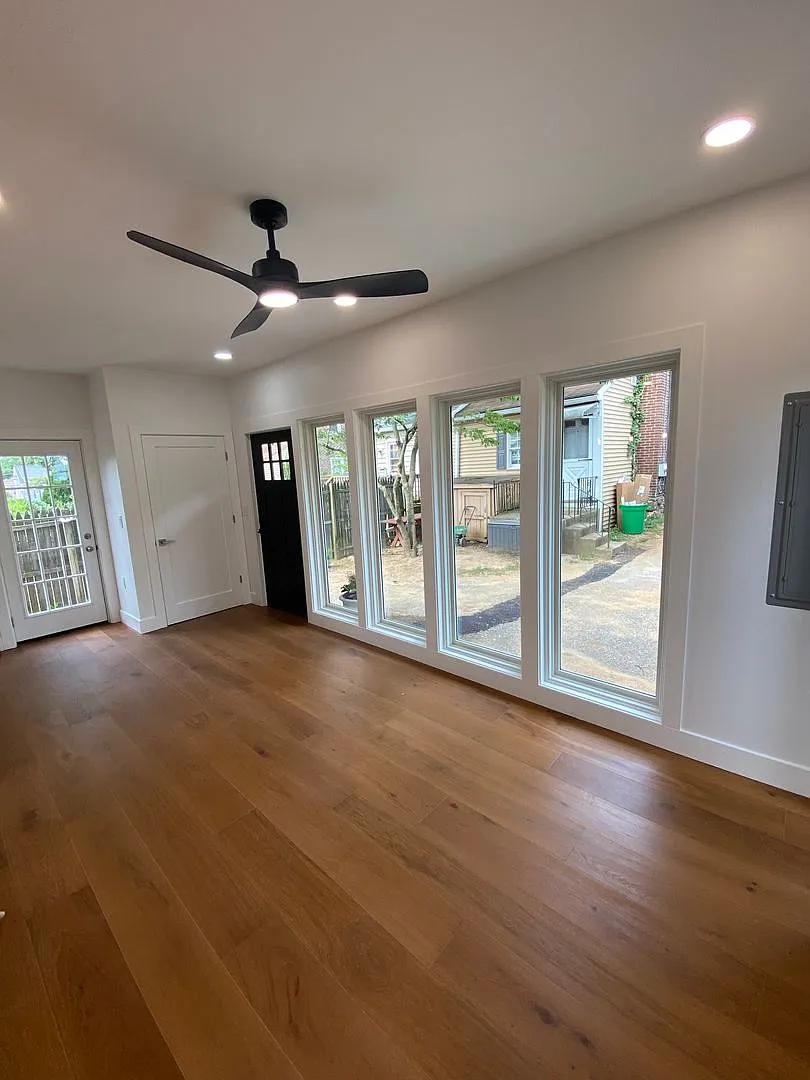 631 N. Monroe St. — Photo 3